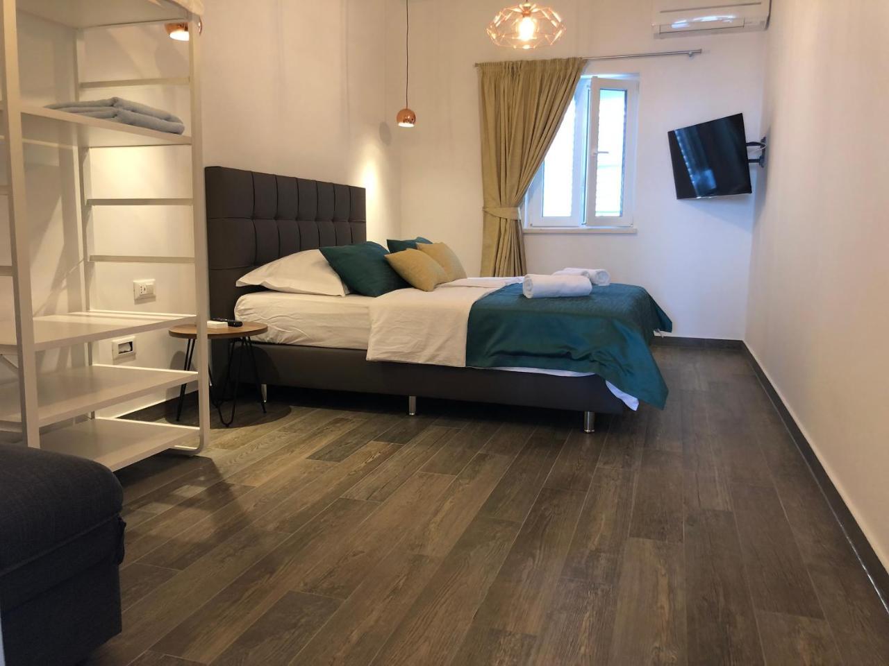 Pine Tree Boutique Apartments Saplunara Eksteriør bilde