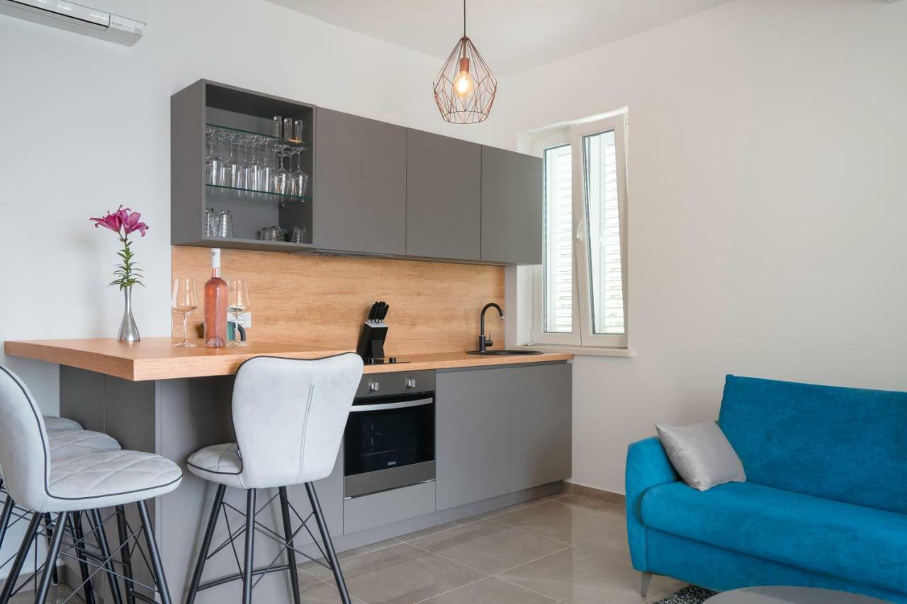 Pine Tree Boutique Apartments Saplunara Eksteriør bilde