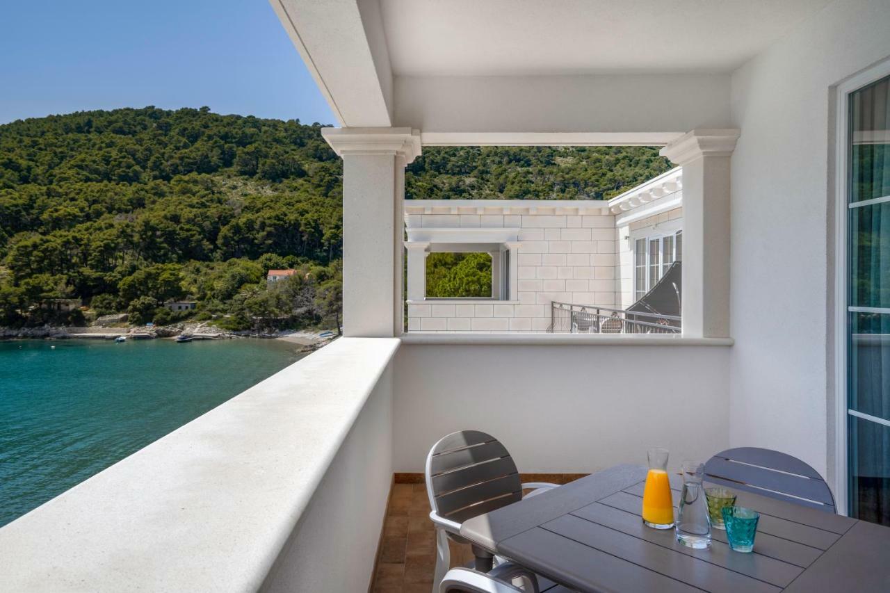 Pine Tree Boutique Apartments Saplunara Eksteriør bilde