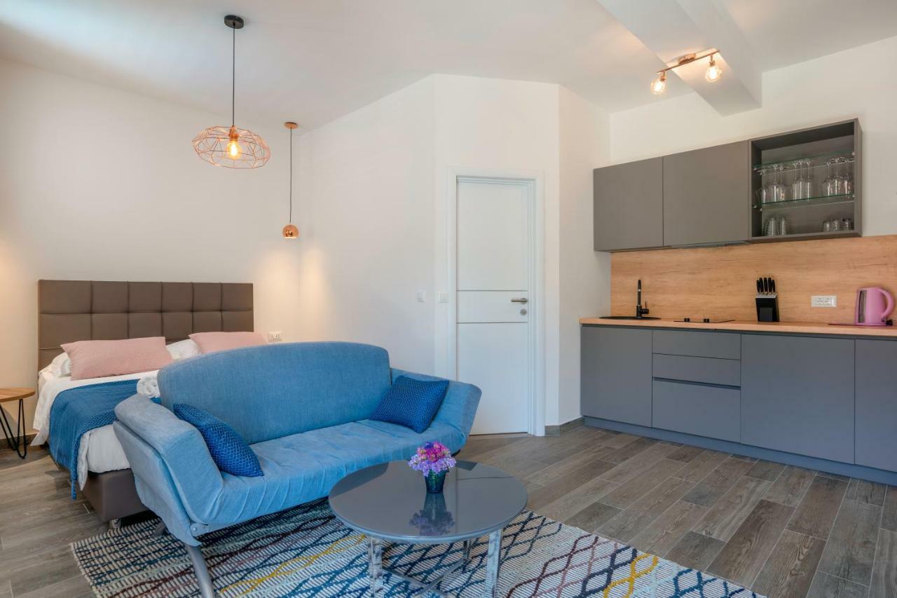 Pine Tree Boutique Apartments Saplunara Eksteriør bilde